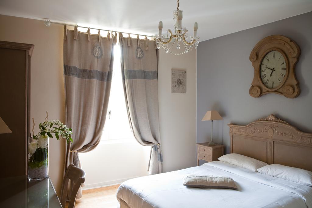 Hotel Abat Jour Nantes Zimmer foto